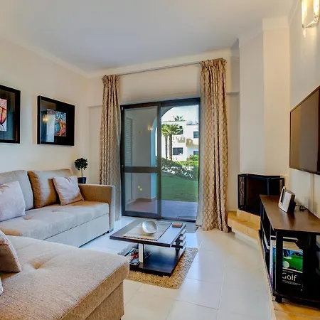 Casa No Sol - 2 Bedroom In Private Condominium Near Carvoeiro & Ferragudo *