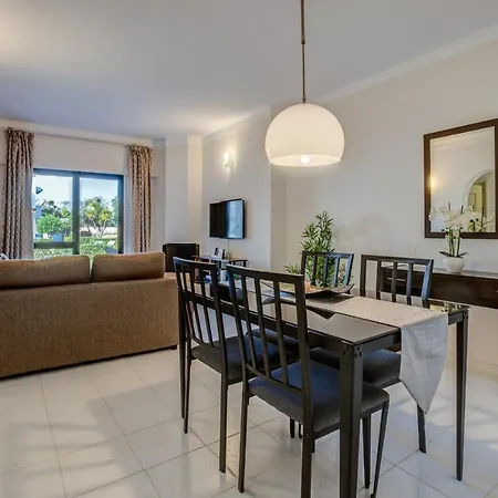 Casa No Sol - 2 Bedroom In Private Condominium Near Carvoeiro & Ferragudo